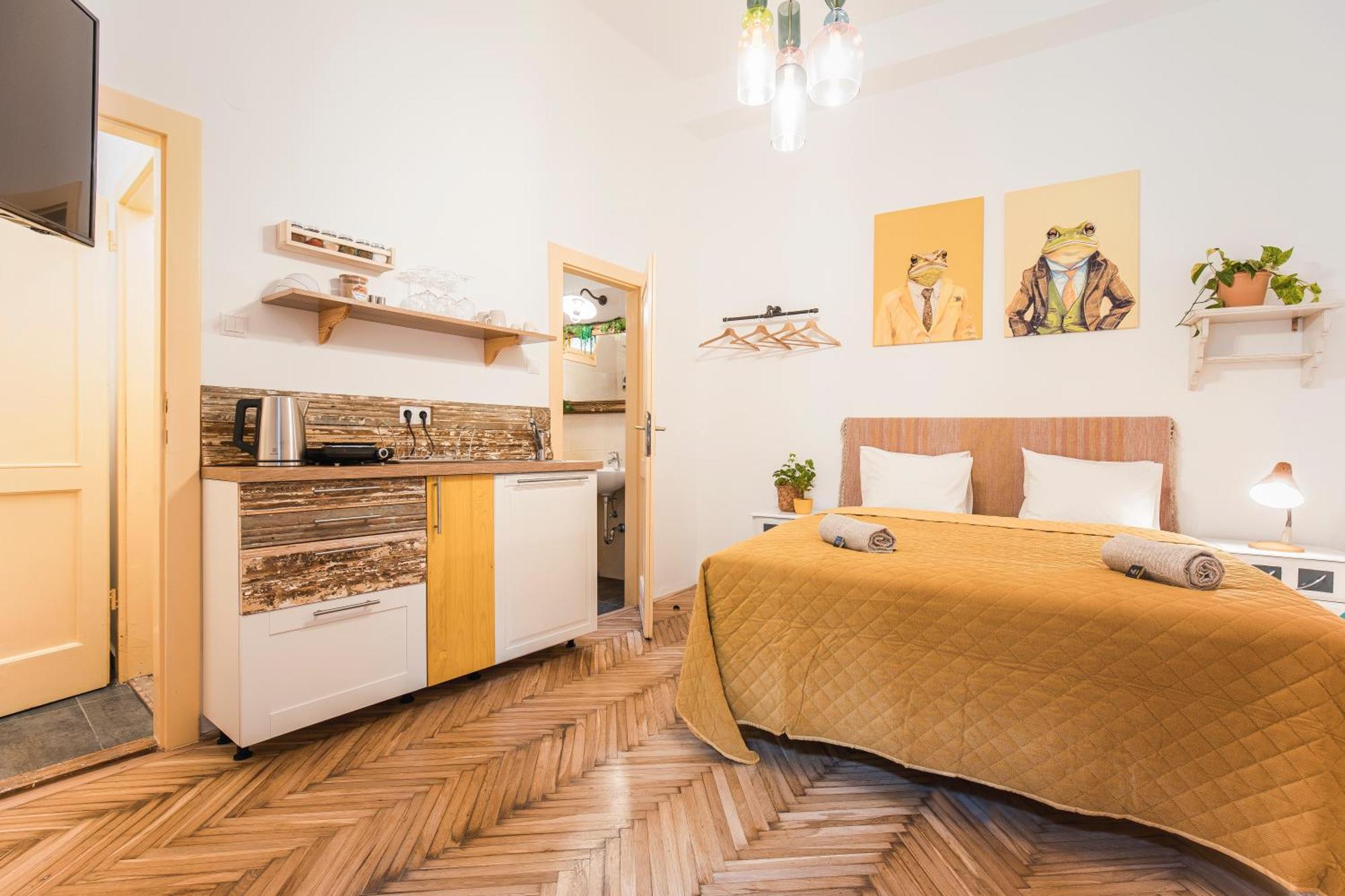 Budapestayz - Lonyay Studios Extérieur photo